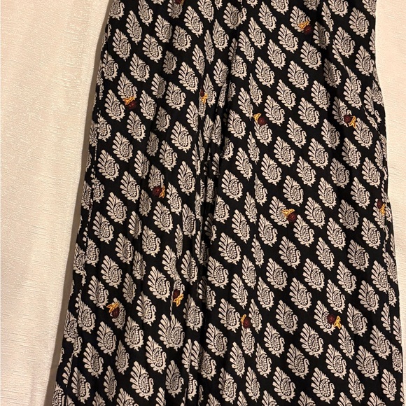 Anthropologie Embroidered Wide-Leg Jumpsuit in Black Floral Motif Overall Sz 4 - Picture 6 of 6